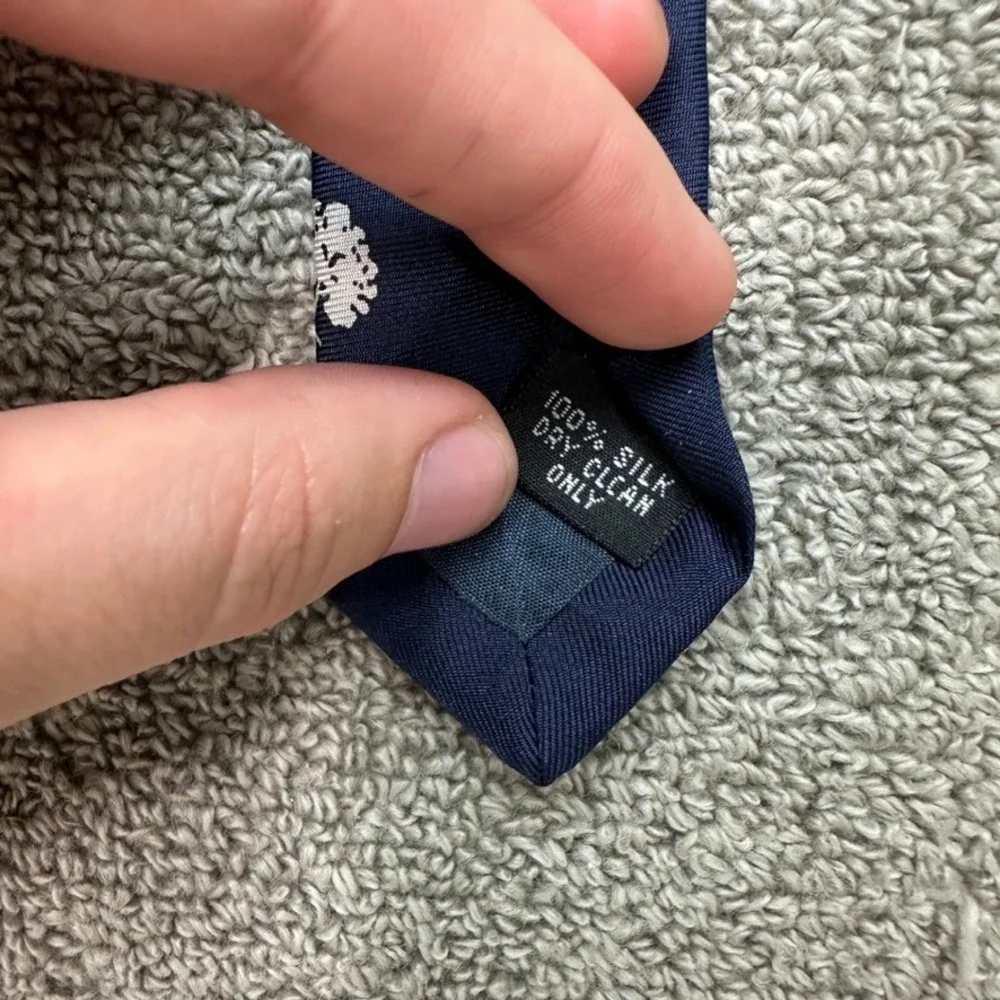 Menlo College Mens Silk Necktie Navy Blue Oak Tree Crest Collegiate Alumni Tie